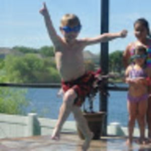 Meet your Posher, April